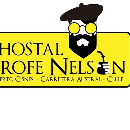 Profe Nelson Hostel Puerto Cisnes Exterior photo